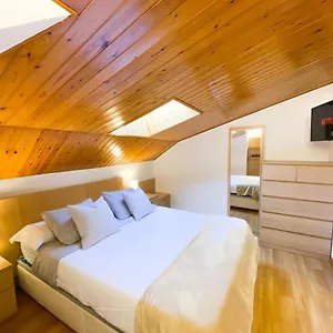 Elegante Atico - Free Parking Wifi Smarttv - Con Altillo Y 2 Banos Completos! L By Bonesvacances Encamp